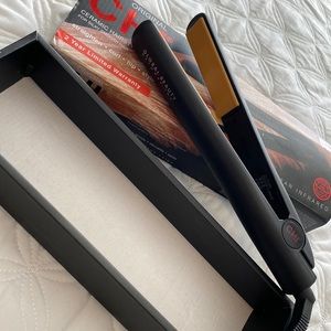 CHI hair straightener brand new